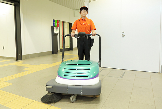 仕事はスムーズに動きやすく 爽やかに